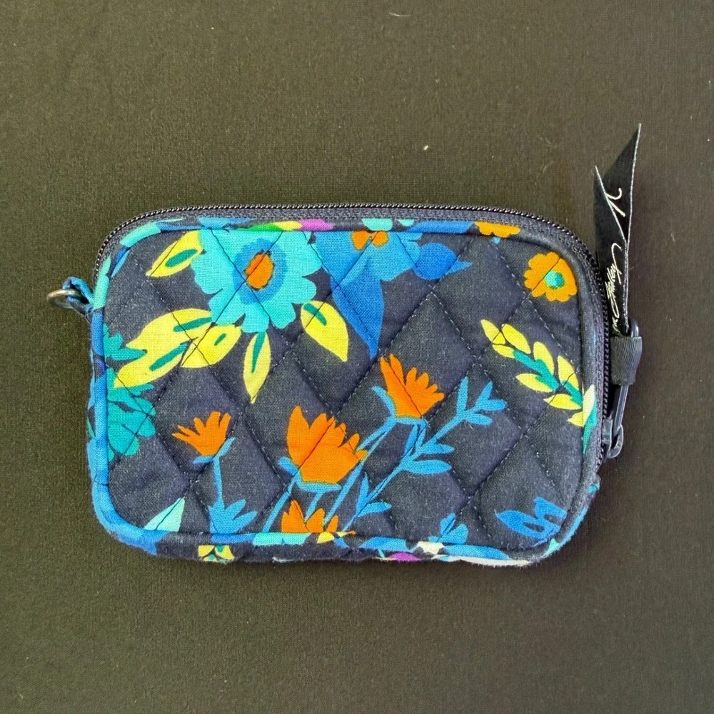 Vera Bradley Zip ID Case Small Navy Blue Floral Quilted Cotton Wallet Card Case